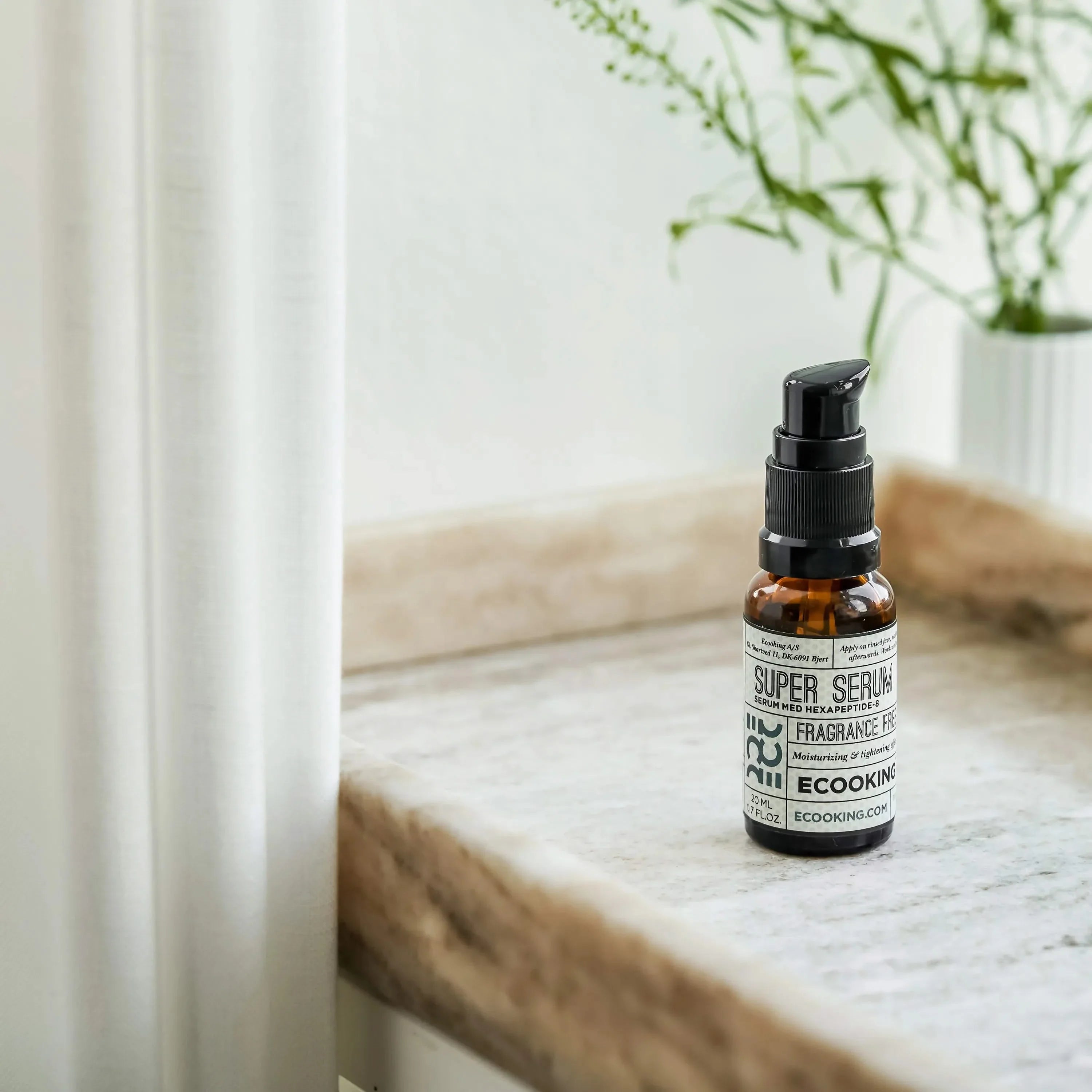 Super Serum — Vores Super Serum opstrammer og reducerer fine linjer, fugter i dybden og giver ny glød og indeholder en ny og højkoncentreret Argireline.